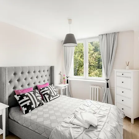 Apartament Luxury Business Saska Kępa Apartament *